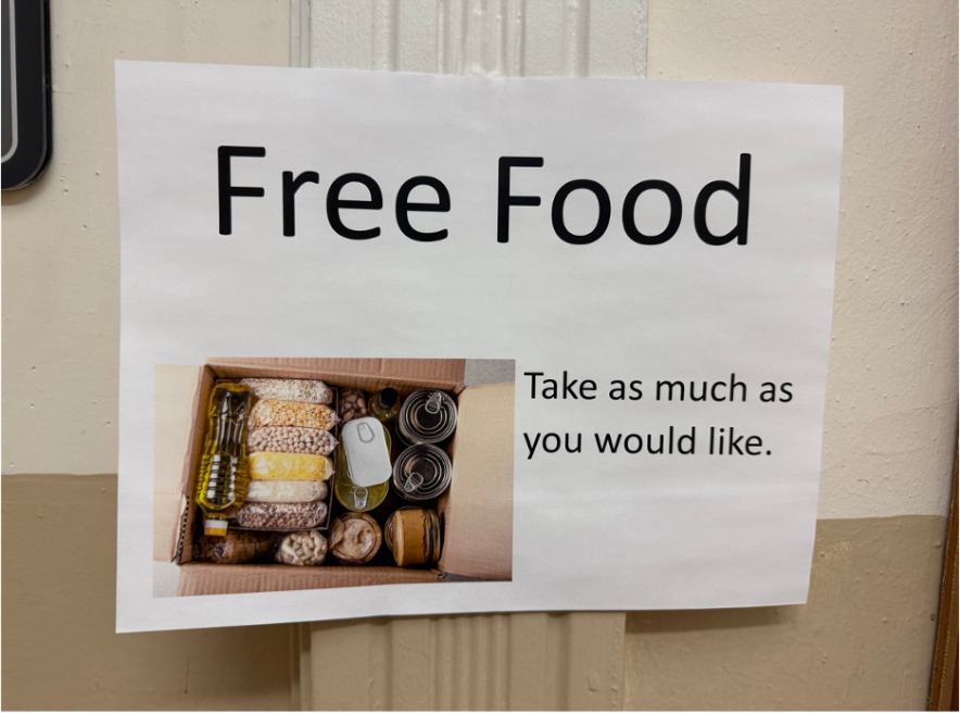 A sign for free food at Oregon State University encouraging students to “take as much as you would like.” Photo by the author. 