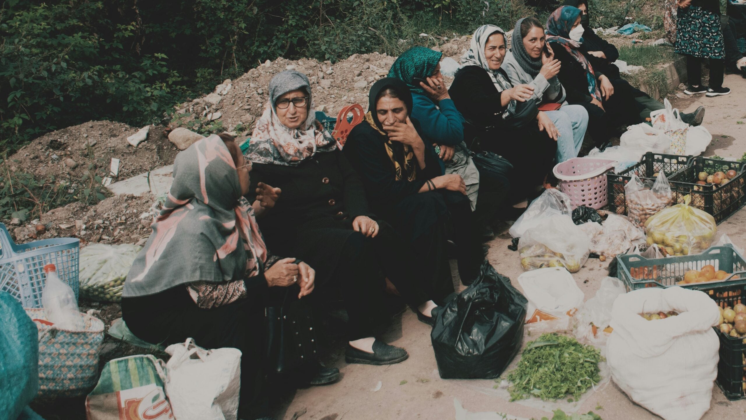 Migrant Women Feed the World